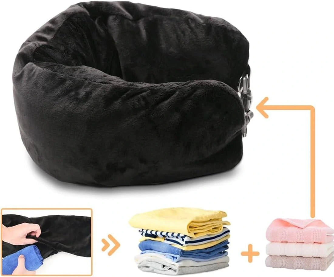 Coussin de voyage noir transformable avec rangement intégré, illustrant son utilisation pour stocker des vêtements et économiser de l'espace dans les bagages.